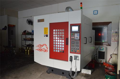 依速力T6鉆銑攻牙機 依速力T6鉆銑攻牙機