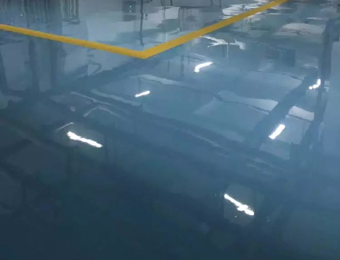 環(huán)氧防靜電自流平地面.png