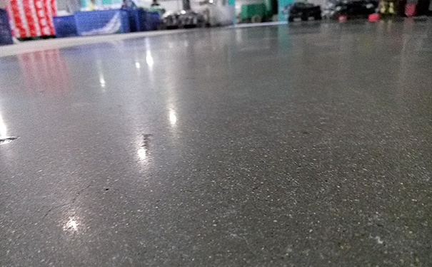 金剛砂地坪顏色不同處理方法!